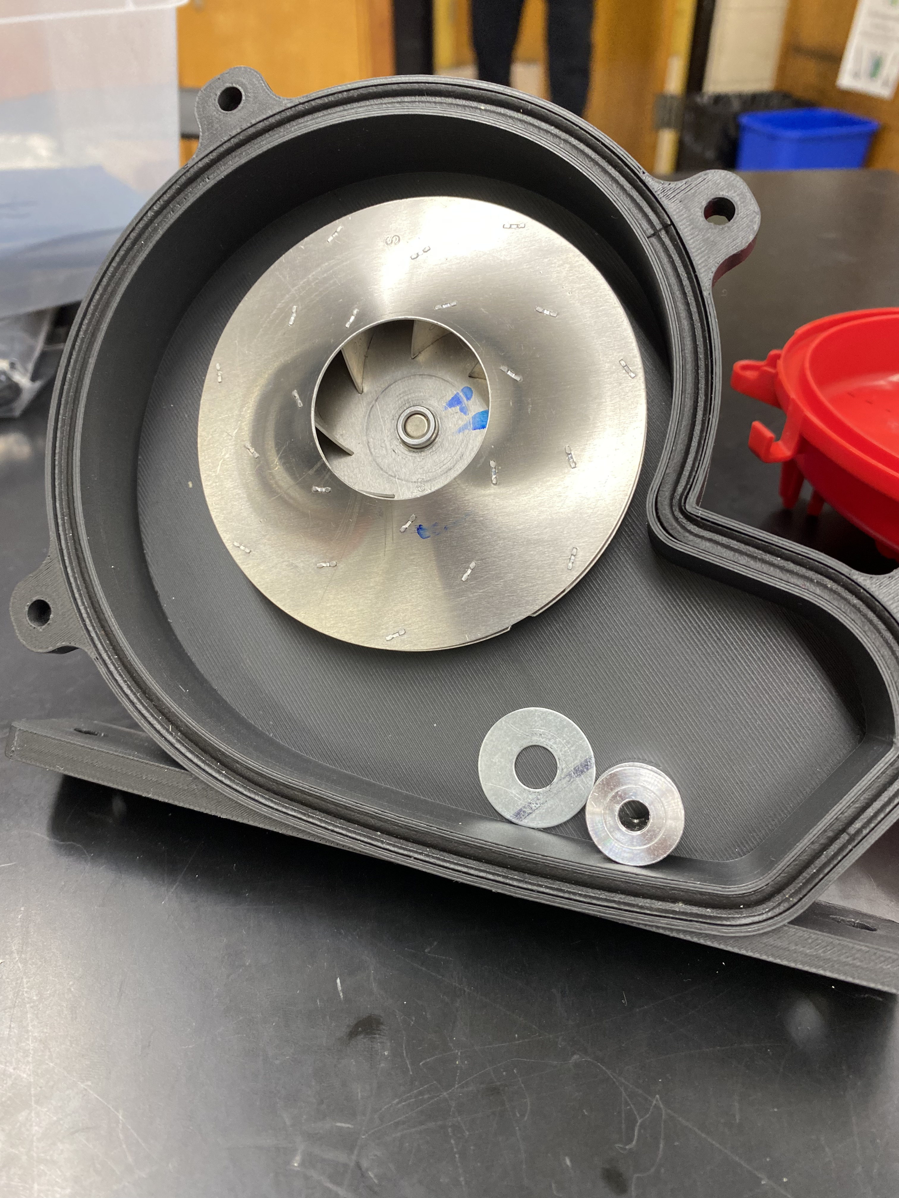 Internal components of the OUTATIDE vacuum system
