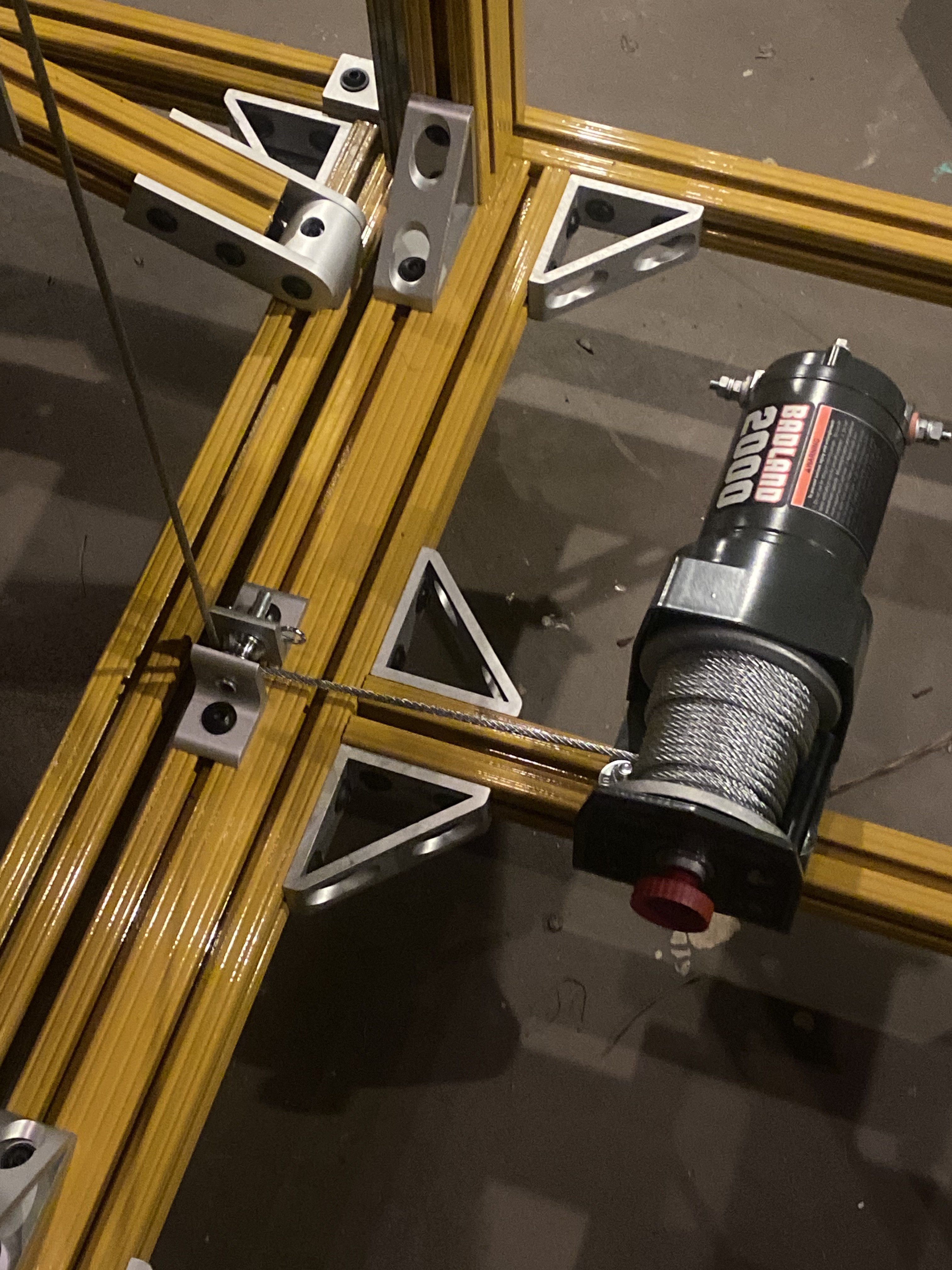 Winch setup on the tool cart