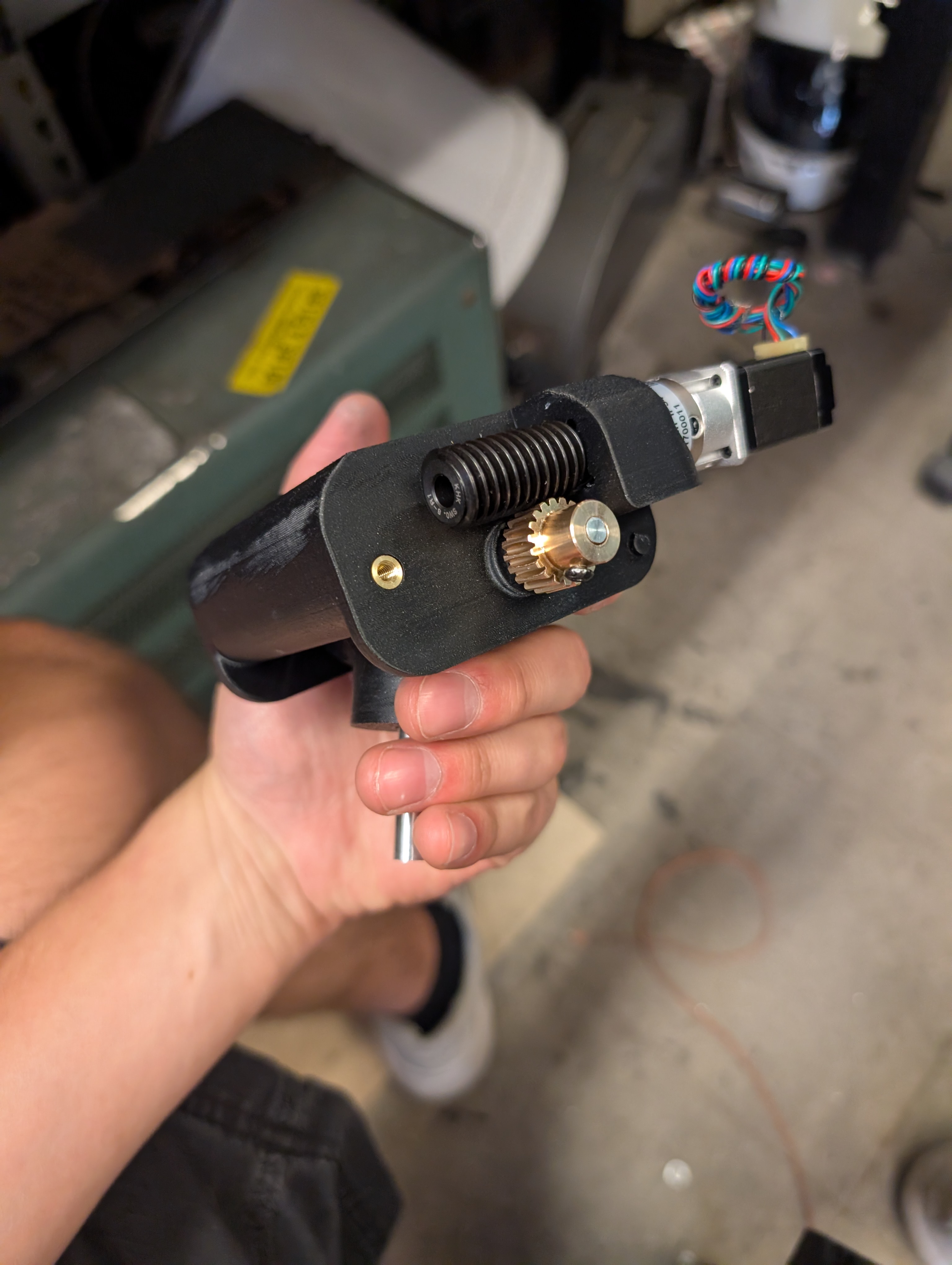 Gears and shafts for the tilt-rotator mechanism